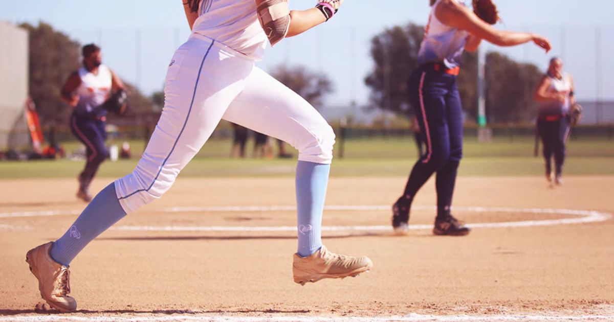 How Should Softball Pants Fit?