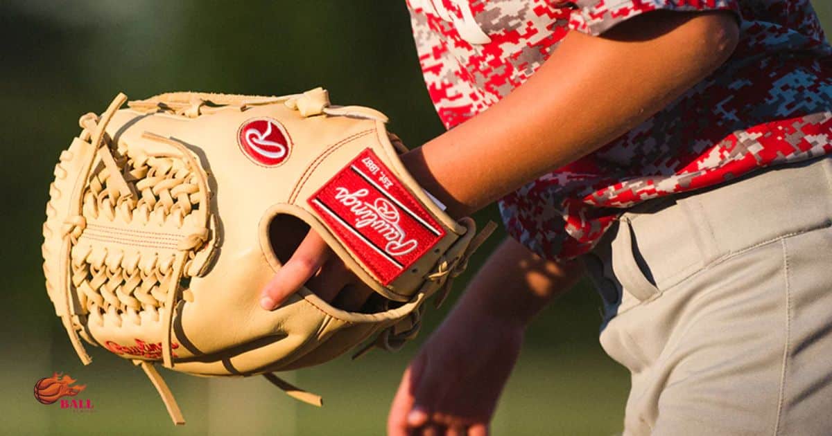 Can I Use Baseball Glove For Softball?