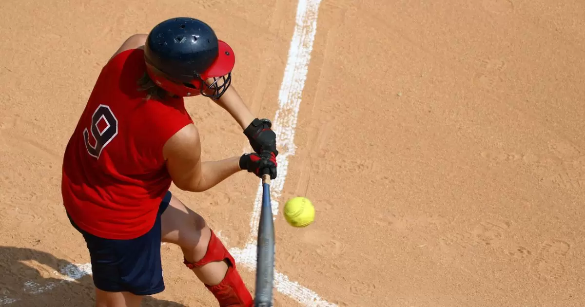 How To Hit Slow Pitch Softball